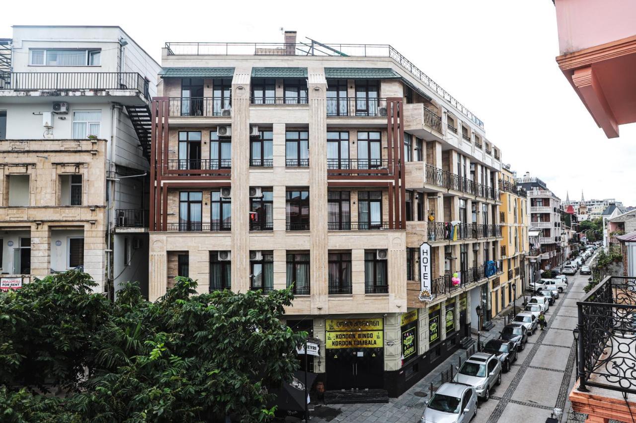Old Garden Hotel Batumi Ngoại thất bức ảnh