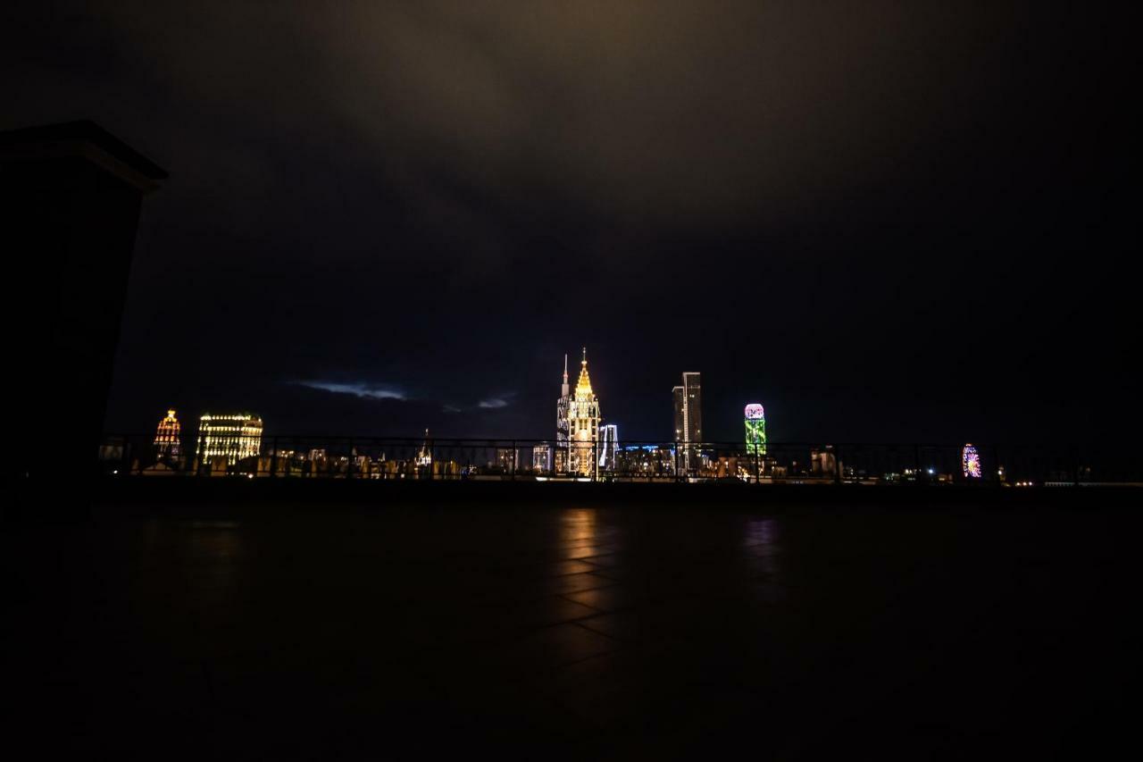 Old Garden Hotel Batumi Ngoại thất bức ảnh